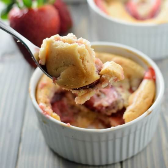 Easy Strawberry Cobbler