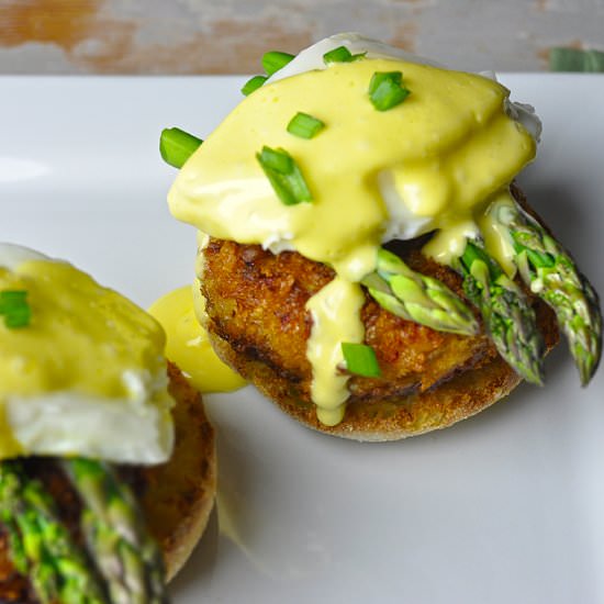 Crab Cakes Eggs Benedict