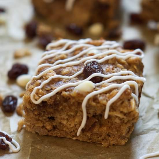 Cinnamon Roll Granola Bars