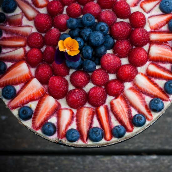 Raw Pine Nut and Berry Cake