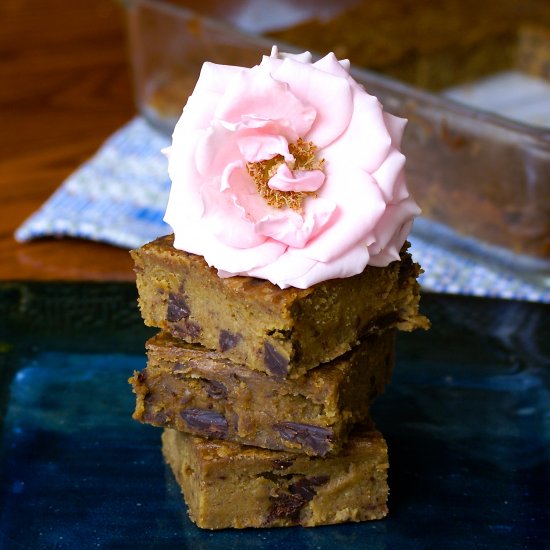 Flourless Chocolate Chip Blondies