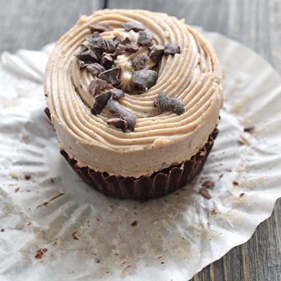 Chocolate Cashew Cream Cupcakes