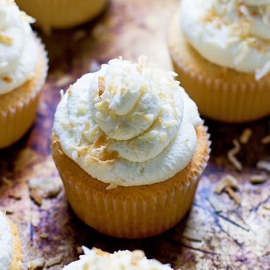 Coconut Cream Pie Cupcakes