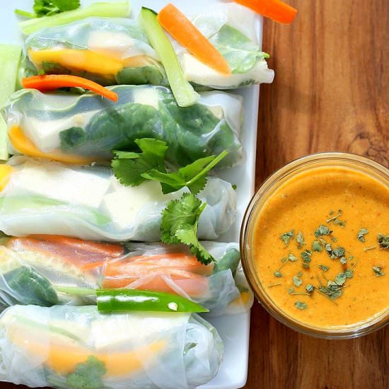 Mango Summer rolls Makhani sauce