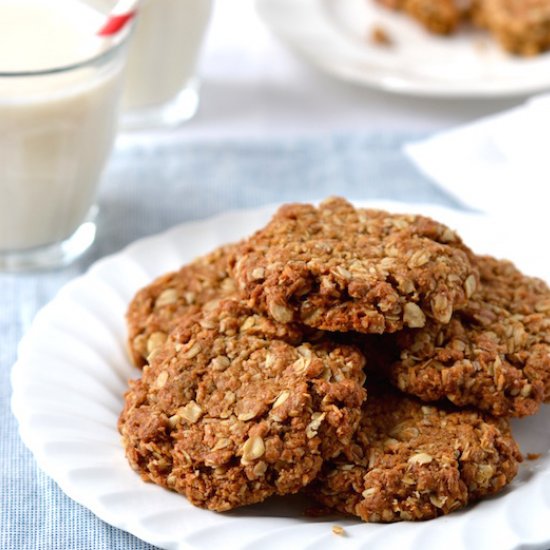 Vegan Chewy Coconut-Oat Cookies