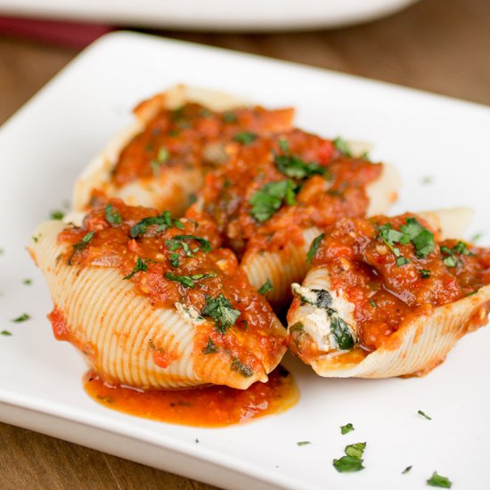 Shrimp and Cheese Stuffed Shells