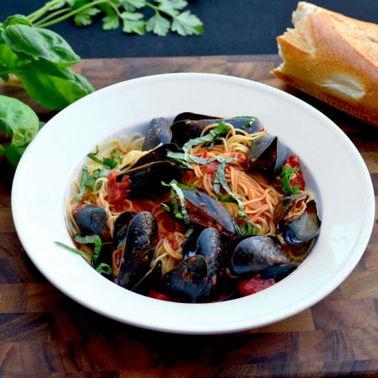 Mussels Marinara