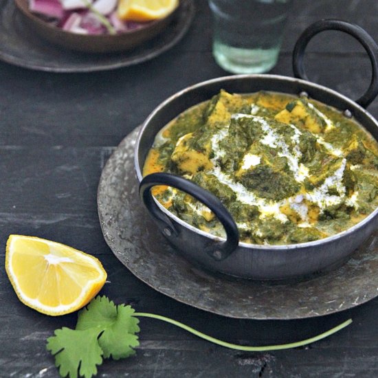 Palak Paneer (Spinach Paneer)