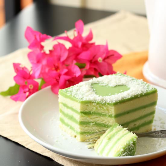 Pandan Layer Cake 香兰层蛋糕