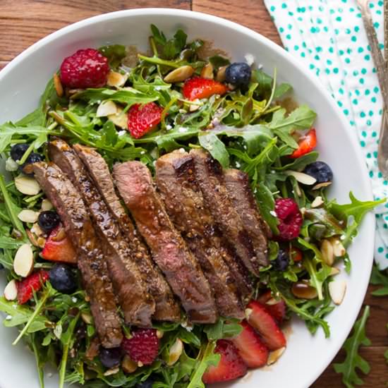 Balsamic Steak & Berry Salad