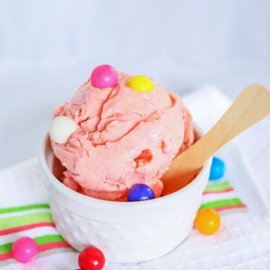 Bubble Gum Frozen Yogurt