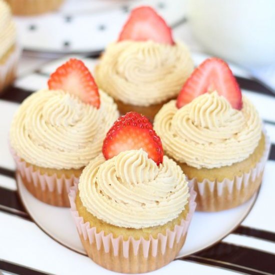 Peanut Butter & Jelly Cupcakes