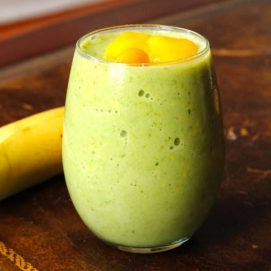 Mango Almond Green Smoothie