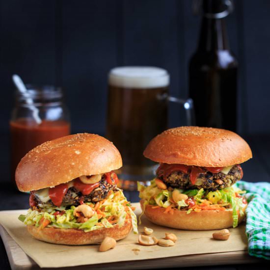 Black Bean Burgers w Avocado Slaw