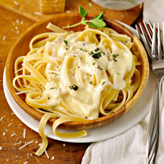 Best Ever Fettuccine Alfredo