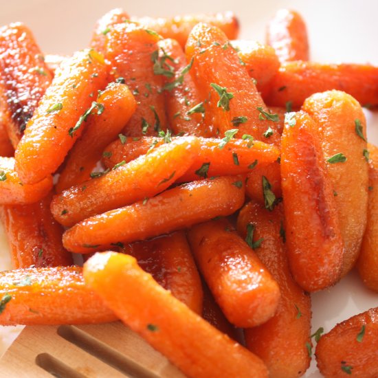 Garlic Maple Carrots