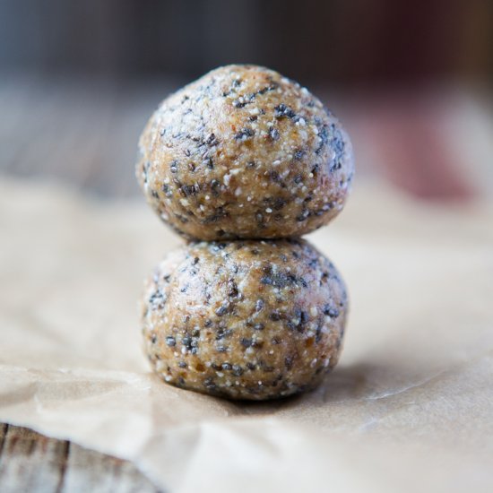 Vegan Chia Protein Balls