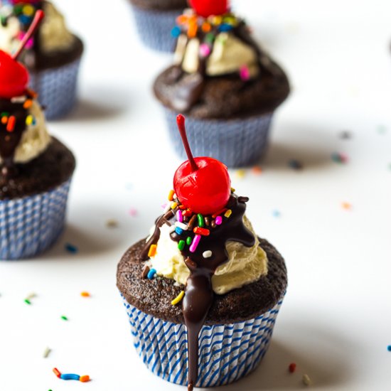 Ice Cream Sundae Cupcakes