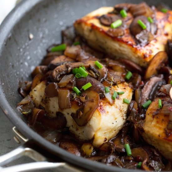 Balsamic Chicken with Mushrooms