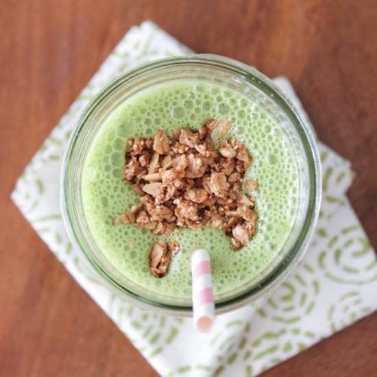 Granola Vanilla Protein Smoothie