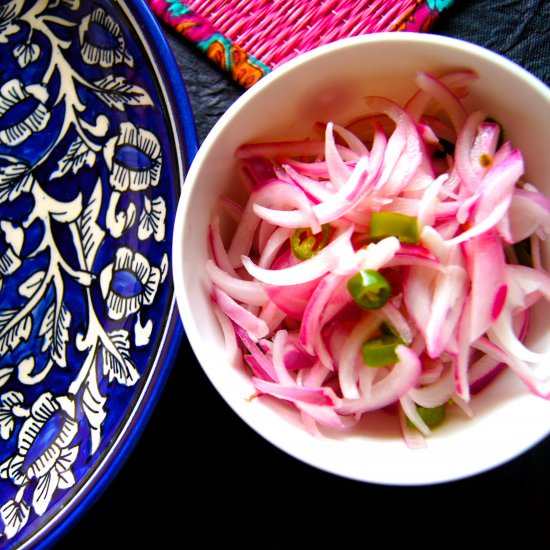 Simple Onion Salad / Challas