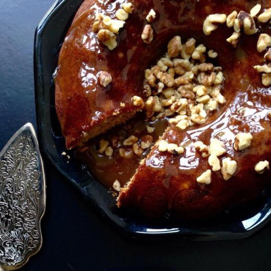 Vegan Banana Caramel Bundt Cake