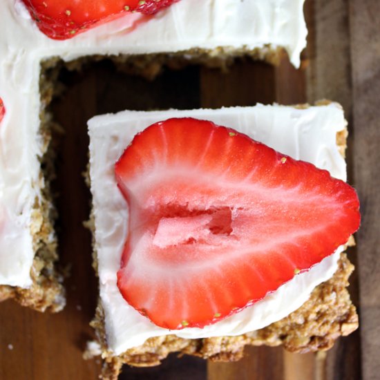 Strawberry Banana Oat Bars