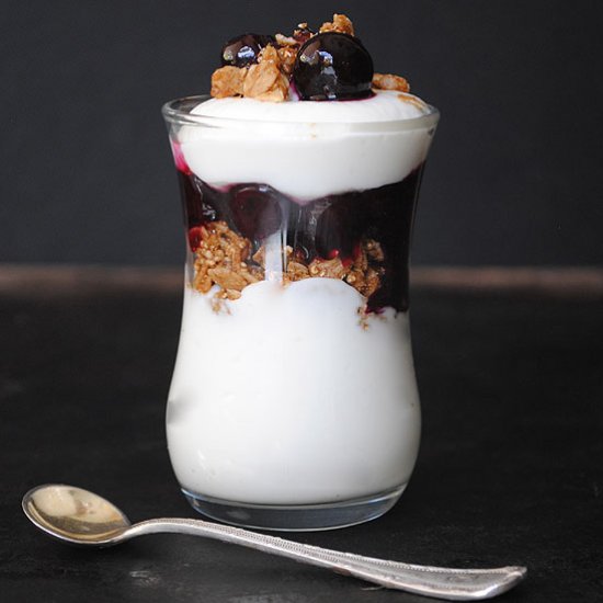 Blueberry and Yogurt Parfait