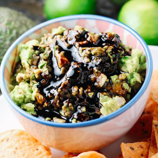 Guacamole with Balsamic Reduction