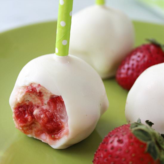 Strawberry Shortcake Cake Pops