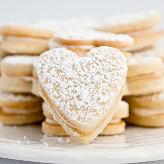 Vanilla Buttercream Sandwich Cookie