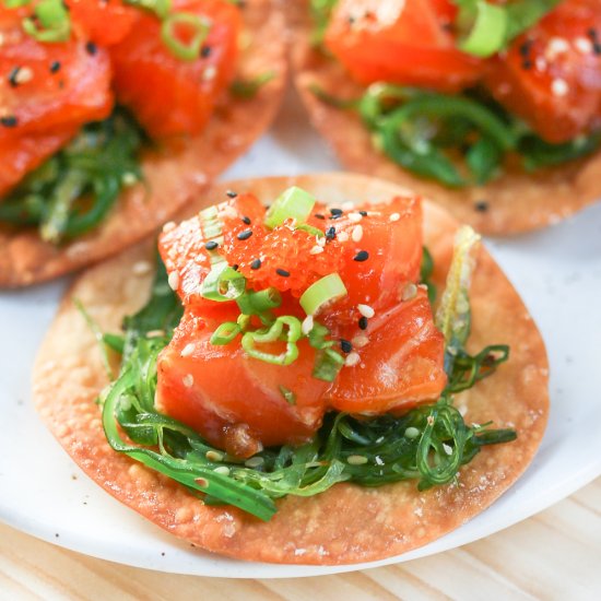 Poke on Baked Wonton Crisps