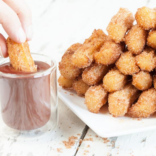 Churros w/ Chocolate Sauce