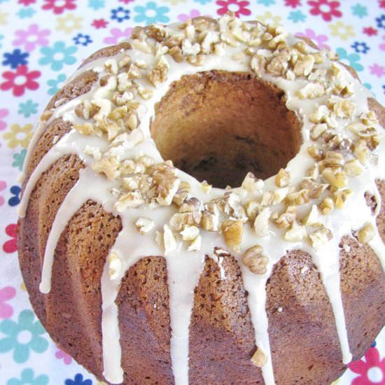 Maple & Walnut Streusel Cake