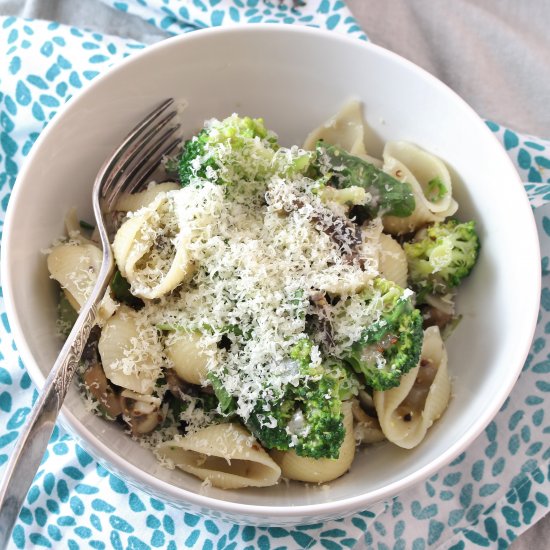 Mustard, Mushroom, & Broccoli Pasta