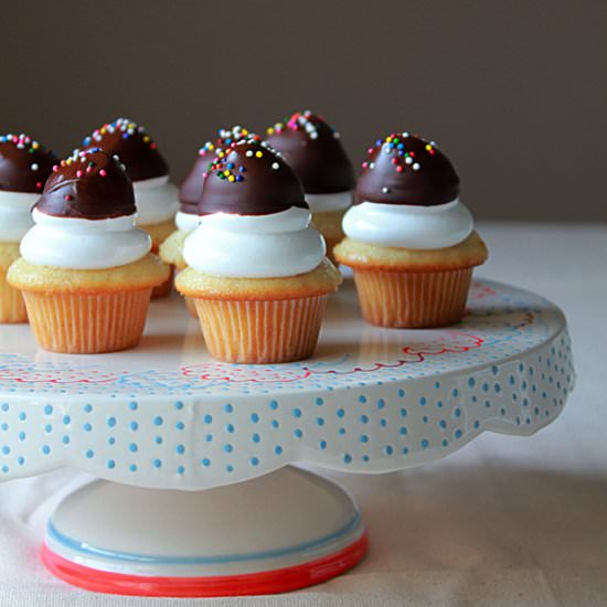 Mini Hi-Hat Cupcakes