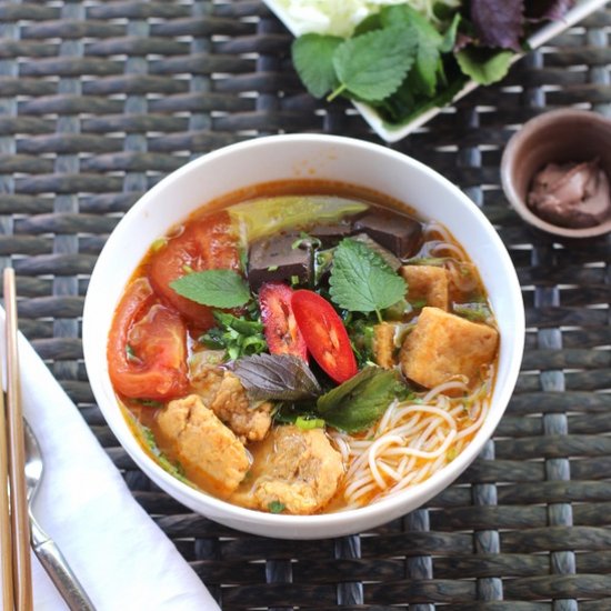 Vietnamese Crab Noodle Soup