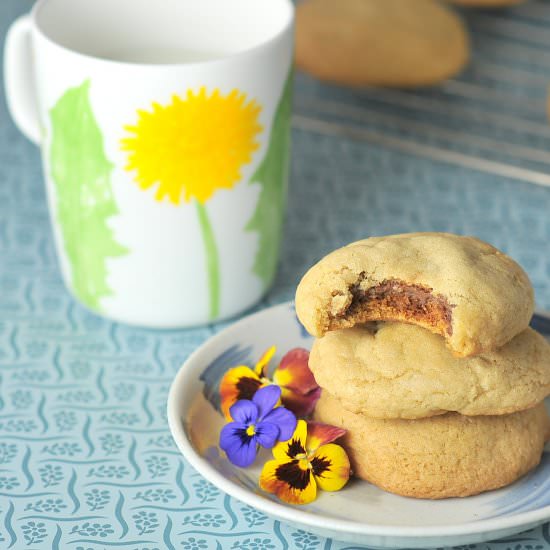 Nutella Stuffed Cookies