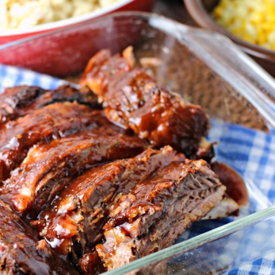 Fall Off the Bone Slow Cooker Ribs