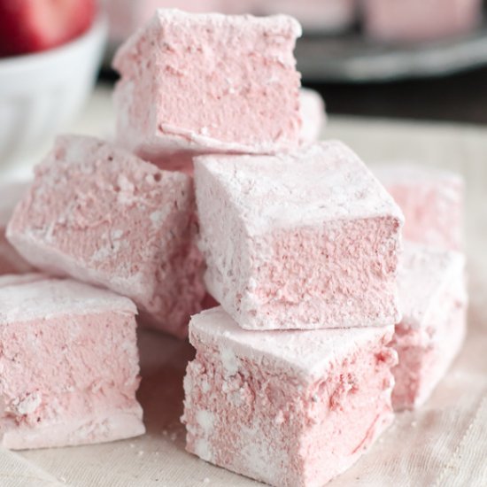 Real Food Strawberry Marshmallows