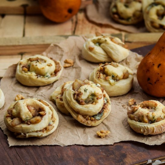 Pear and Gorgonzola Pretzel Spirals