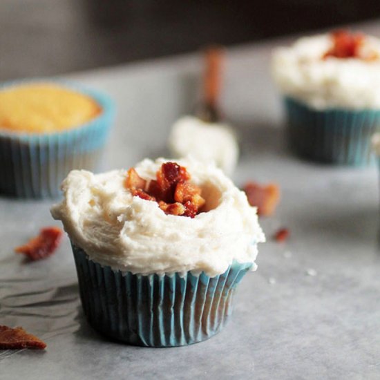 Bourbon Vanilla Bacon Cupcakes