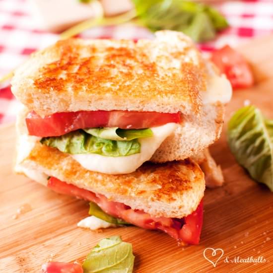 Caprese Grilled Cheese