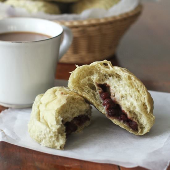 Green Tea & Red Bean Buns