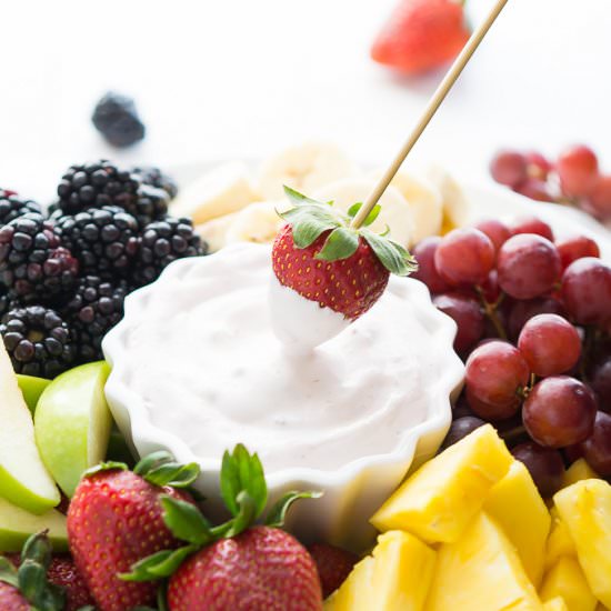 2-Ingredient Low-fat Fruit Dip