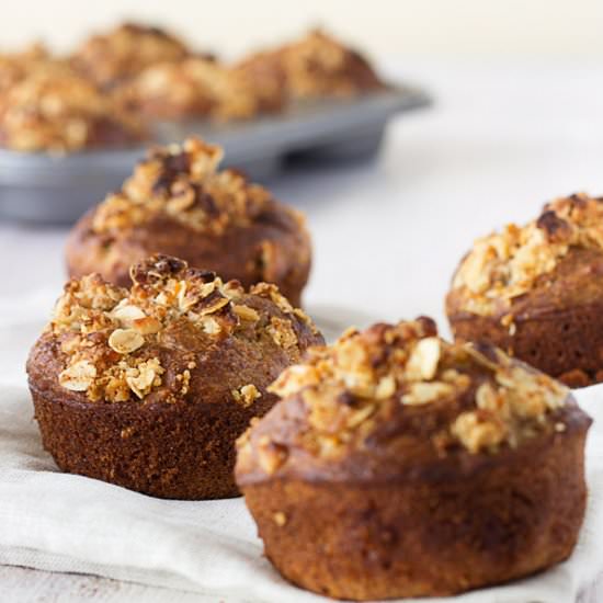 Banana Bread Muffins with Macadamia