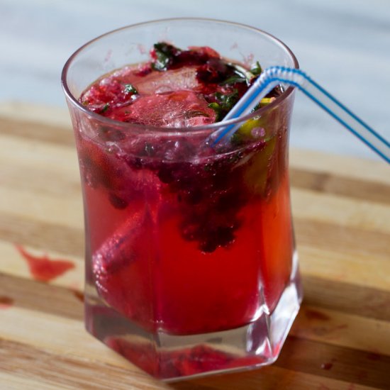 Blackberry Mint & Lemon Mojito