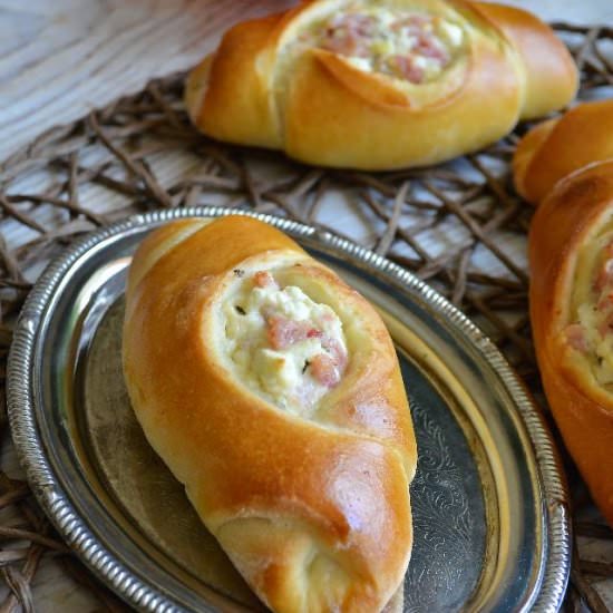 Croissants with Cheese and Bacon