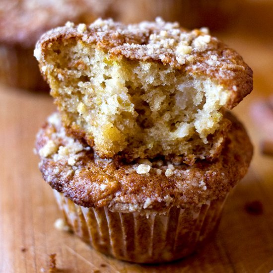 Apple Cinnamon Crumble Muffins