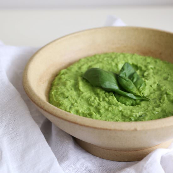 Green Pea and Basil Dip